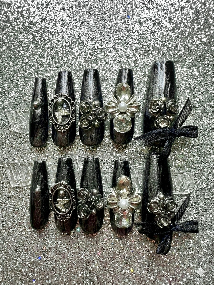 Black Roses Set